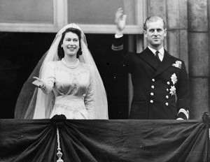 Princess-Elizabeth waving--z